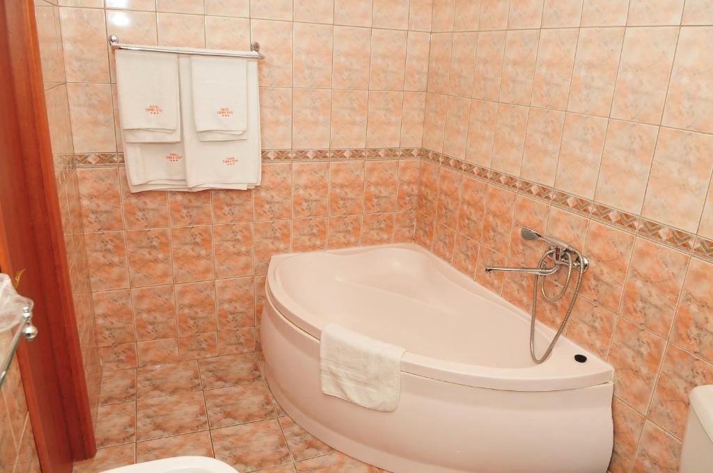 Hotel Emma Est Craiova Zimmer foto